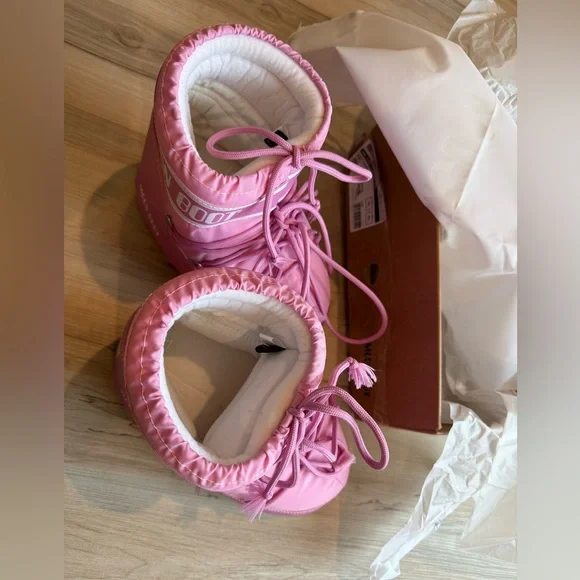 Moon Boot pink icon low nylon Snow Boots - Picture 7 of 7